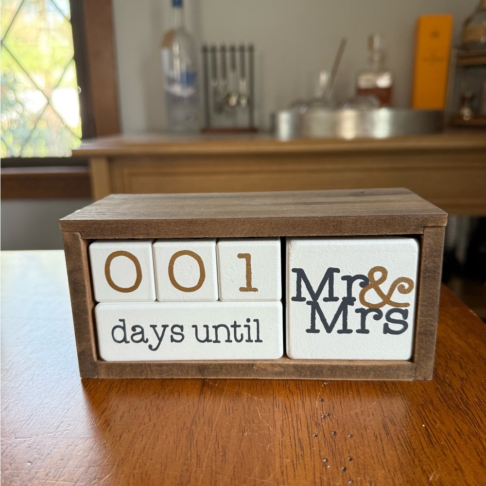 Wooden Countdown Block Set